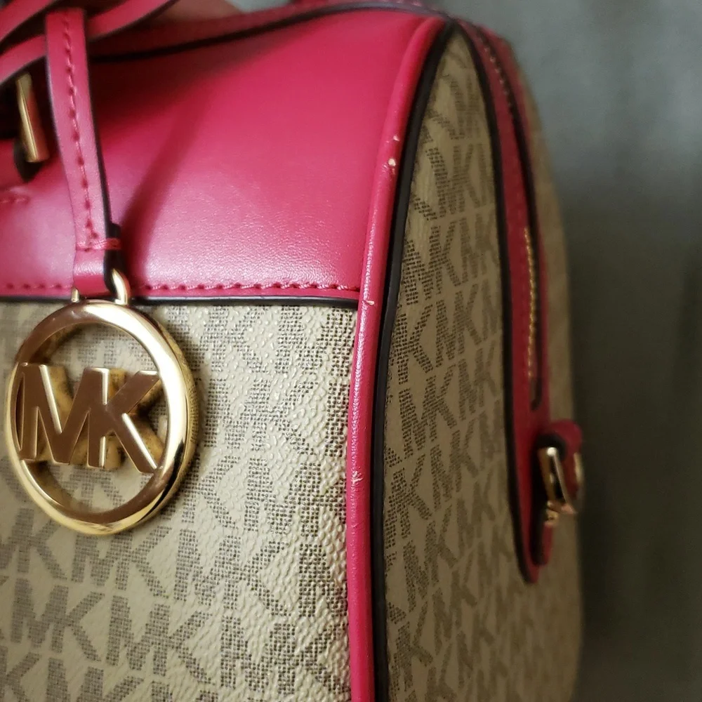 Michael Kors Fuchsia and Beige Satchel - Picture 14 of 14